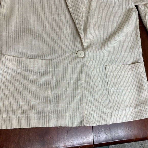 Vintage Mitchell Mitchell blazer 3/4 length sleeve Beige pin Stripe Size 10 - Picture 7 of 10